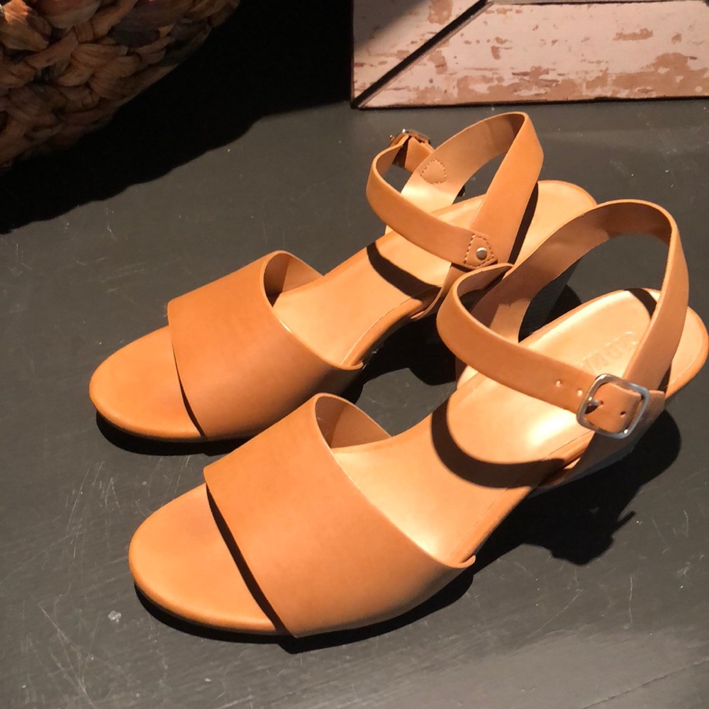 Old Navy fall sandals/heels